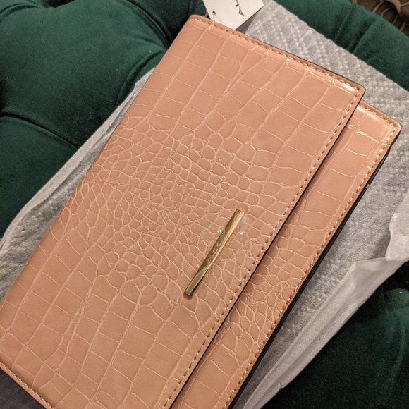 Dusty pink clutch, optional strap, New with Tag - Picture 1 of 4